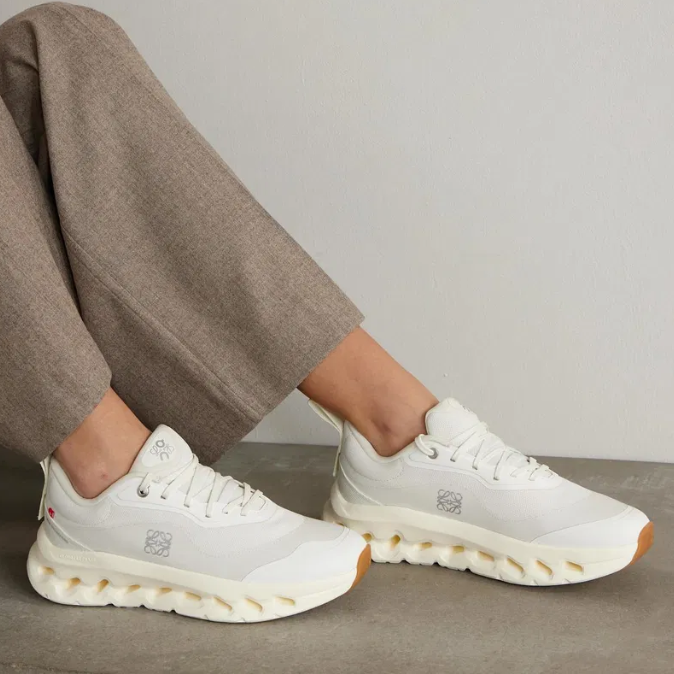 Cloud T. x Lœwe women